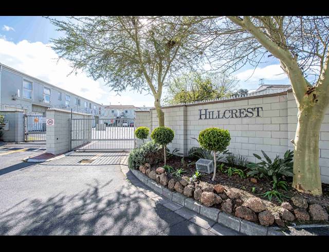 2 BEDROOM APARTMENT FOR SALE IN VREDEKLOOF HEIGHTS